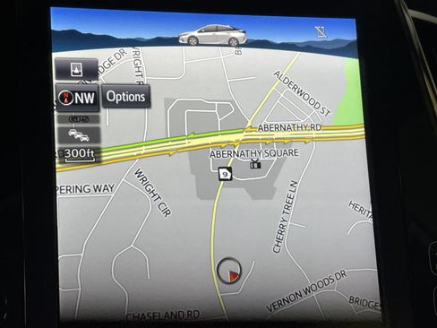 Used 2018 Toyota Prius Prime Advanced image 24