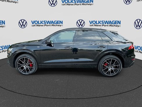 Used 2022 Audi Q8 Prestige w/ Prestige Package AWD/4WD image 11