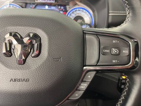 Used 2022 RAM 1500 Limited image 10