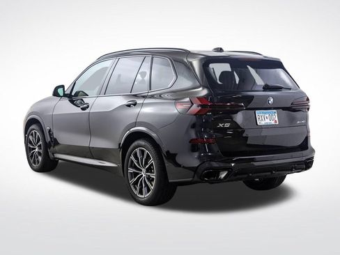 Used 2025 BMW X5 xDrive40i w/ M Sport Package AWD/4WD image 3