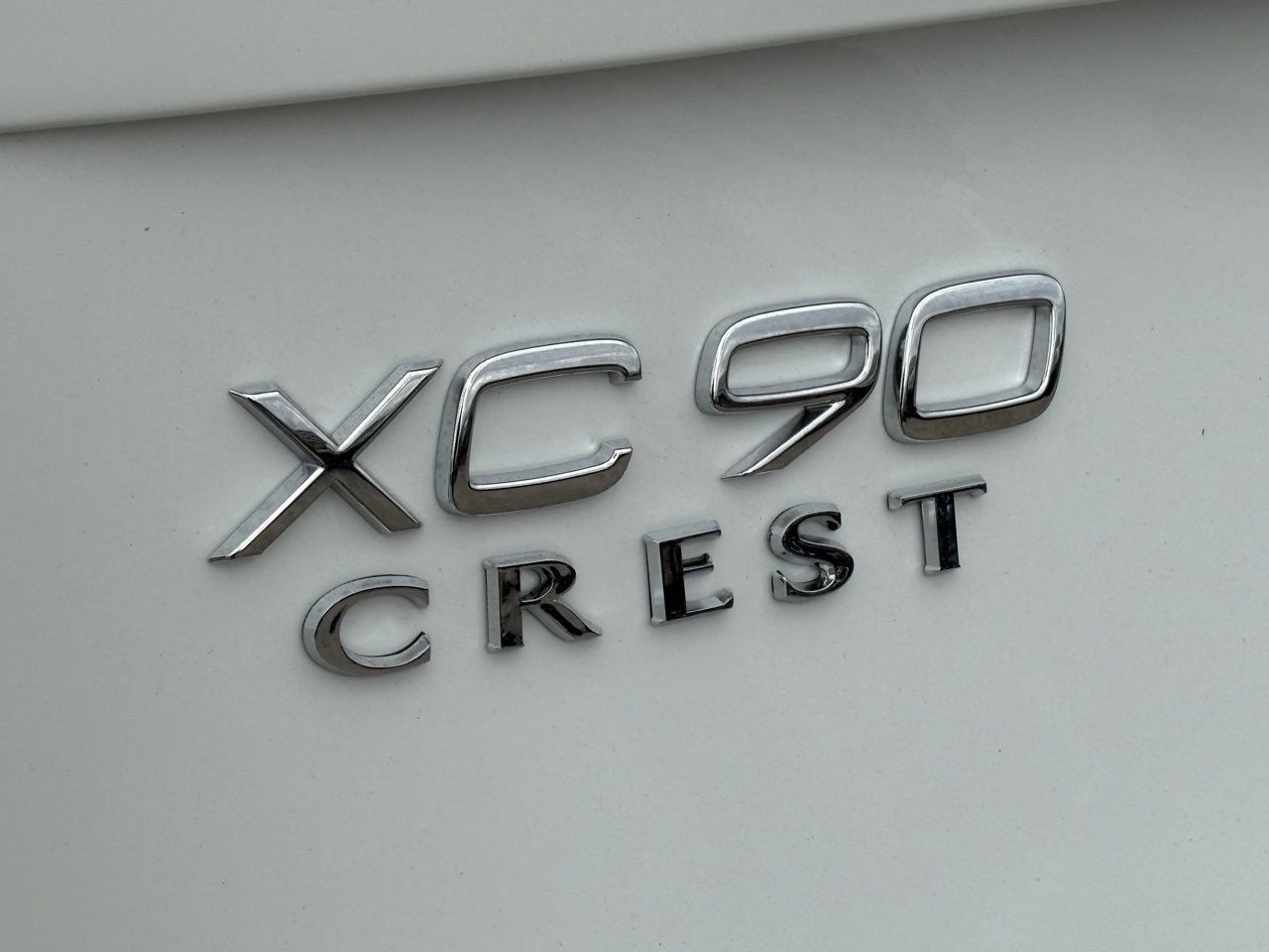 New 2026 Volvo XC90 T8 Plus w/ Protection Package Premier AWD/4WD image 9