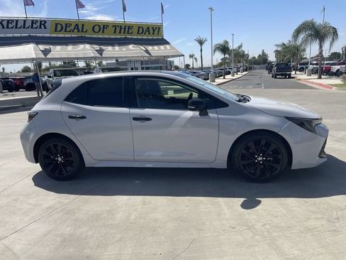 Used 2021 Toyota Corolla SE FWD image 9