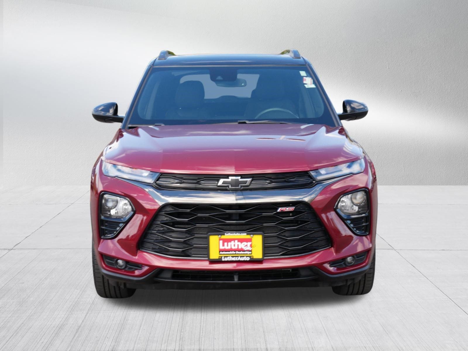 Used 2023 Chevrolet TrailBlazer RS w/ Sun and Liftgate Package AWD/4WD image 2