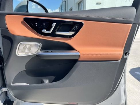 New 2026 Mercedes-Benz GLC 300 image 24