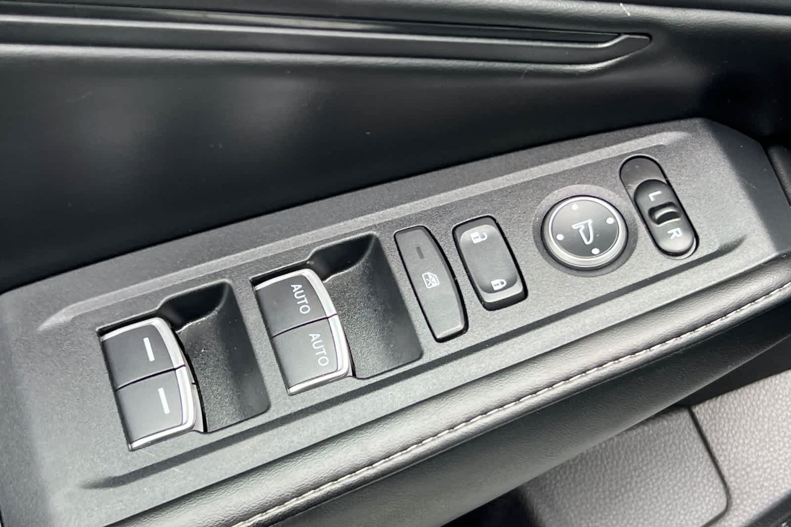 Used 2024 Honda Accord Sport image 13