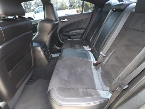 Used 2022 Dodge Charger R/T w/ Plus Group RWD image 9