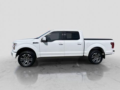 Used 2016 Ford F150 Lariat w/ Equipment Group 502A Luxury AWD/4WD image 3