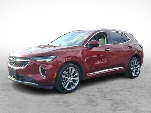 Used 2022 Buick Envision Avenir w/ Technology Package II image 3