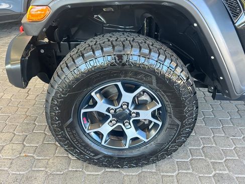 Used 2022 Jeep Wrangler Unlimited Rubicon image 20