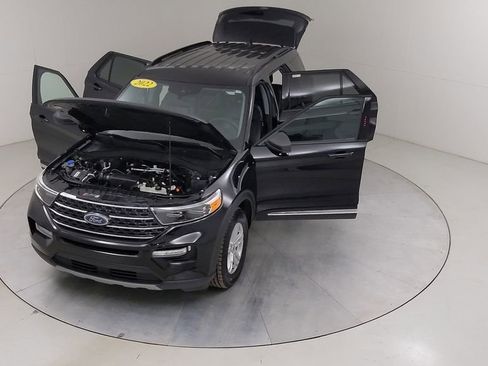 Certified 2022 Ford Explorer XLT w/ Equipment Group 202A image 45