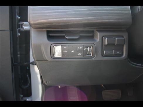 New 2025 GMC Sierra EV Denali image 17