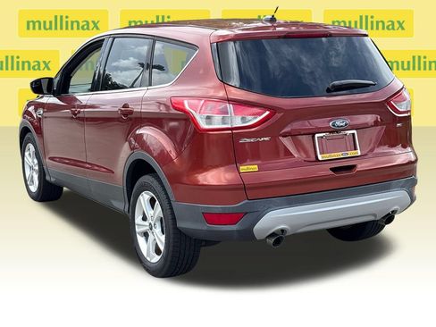 Used 2016 Ford Escape SE FWD image 8
