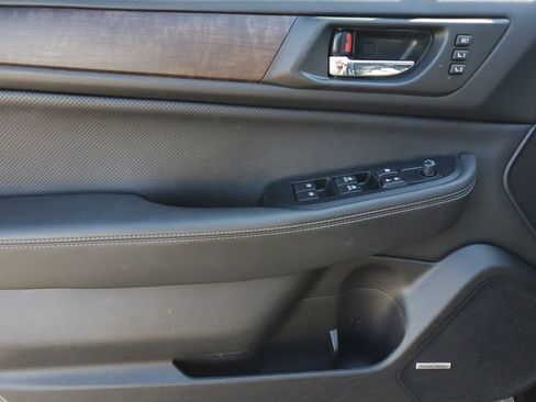 Used 2017 Subaru Outback 2.5i Limited image 26