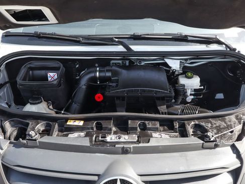 Used 2021 Mercedes-Benz Sprinter 2500 w/ Driver Convenience Package image 14