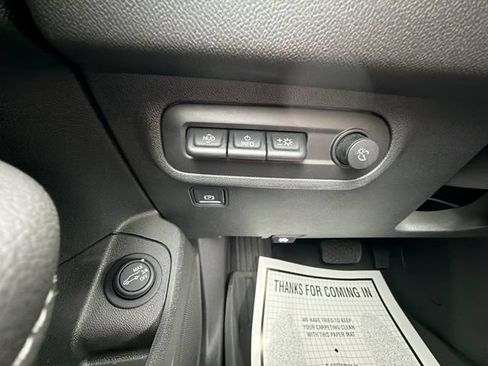 Used 2022 GMC Terrain SLT w/ Tech Package AWD/4WD image 22