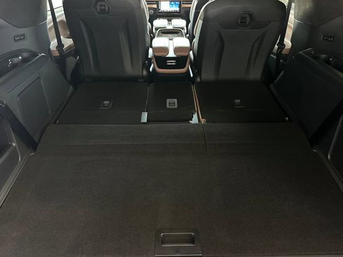 New 2026 Lincoln Navigator Black Label AWD/4WD image 16
