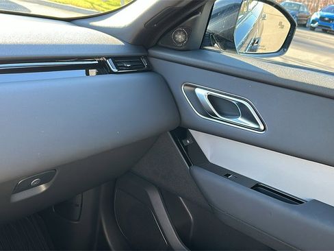 Certified 2025 Land Rover Range Rover Velar S image 18