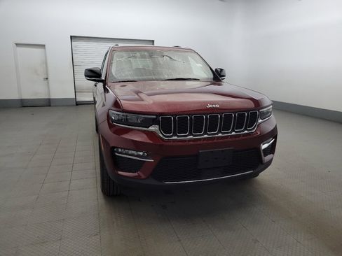 Used 2023 Jeep Grand Cherokee Limited image 14