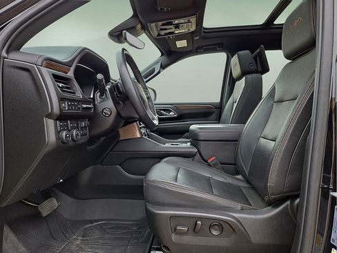 Used 2024 Chevrolet Tahoe High Country w/ Advanced Technology Package image 26