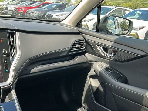 Used 2025 Subaru Outback Premium image 20