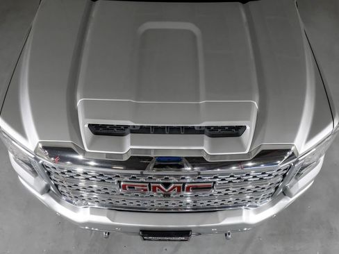 Used 2021 GMC Sierra 2500 Denali w/ Denali Ultimate Package AWD/4WD image 38