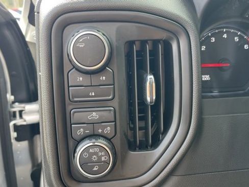 Used 2023 Chevrolet Silverado 2500 Custom w/ Custom Value Package image 15