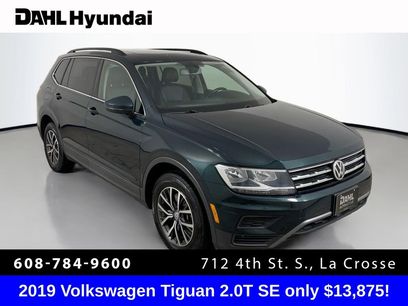 Used 2019 Volkswagen Tiguan SE w/ Panoramic Sunroof Package