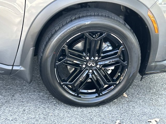 Certified 2026 INFINITI QX60 Sport w/ Dark Cargo Package AWD/4WD image 9