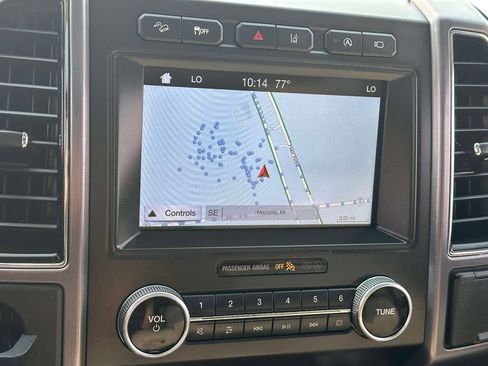 Used 2019 Ford Expedition Max Platinum AWD/4WD image 18