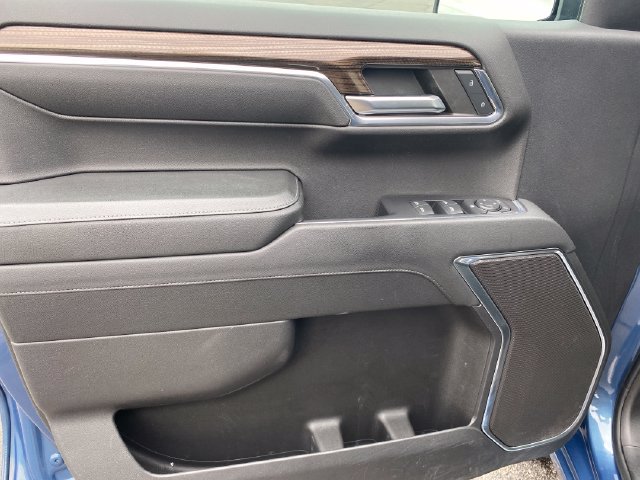 Used 2024 Chevrolet Silverado 1500 LT AWD/4WD image 17