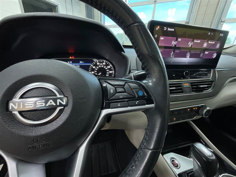 Used 2023 Nissan Altima 2.5 SV w/ SV Premium Package FWD image 20