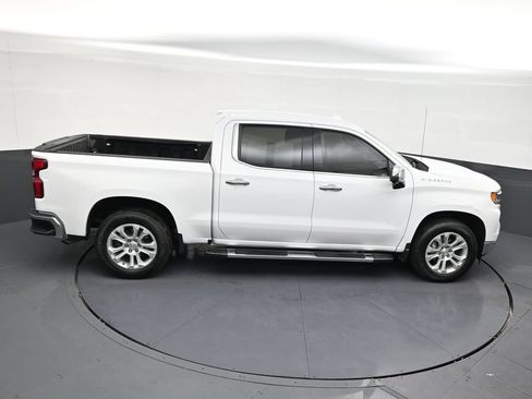 Used 2023 Chevrolet Silverado 1500 LTZ RWD image 16