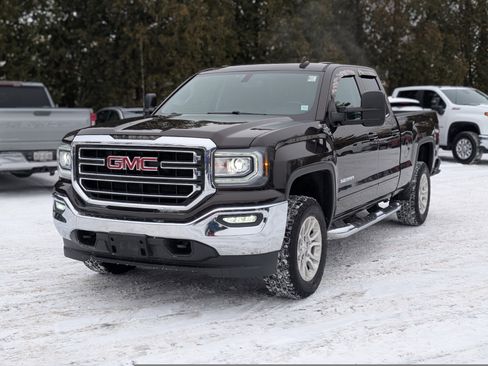 Used 2018 GMC Sierra 1500 SLE w/ SLE Value Package image 12