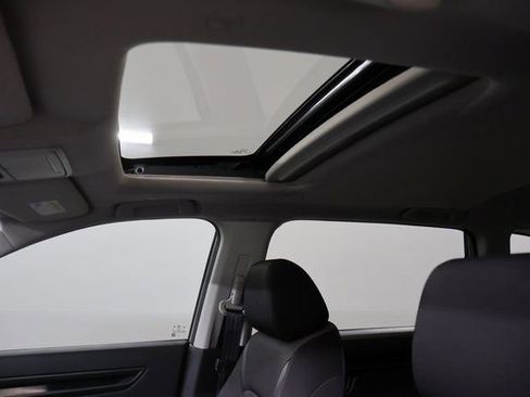 Used 2025 Honda CR-V EX image 19