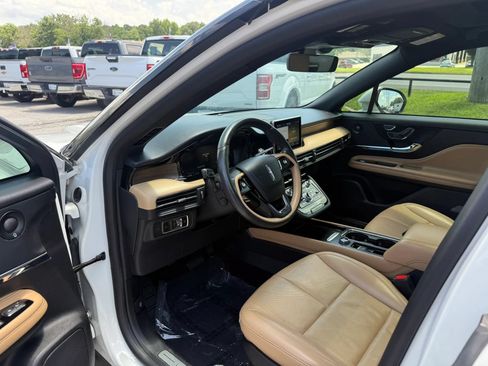 Used 2022 Lincoln Corsair Reserve w/ Equipment Group 201A AWD/4WD image 18