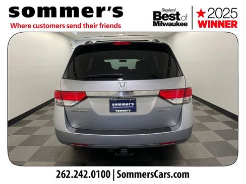 Used 2017 Honda Odyssey SE image 4