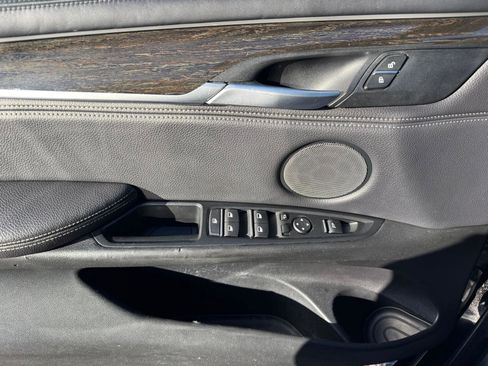 Used 2017 BMW X5 xDrive50i image 16