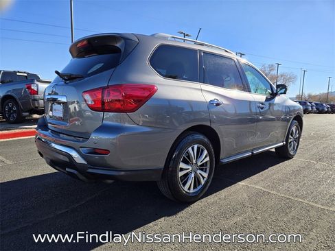 Used 2020 Nissan Pathfinder SL image 6