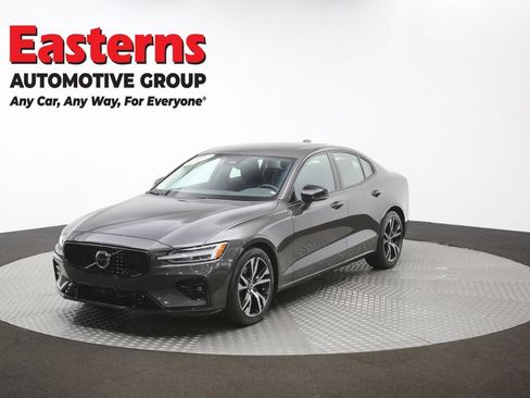 Used 2024 Volvo S60 B5 Core AWD/4WD image 58