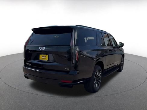 Used 2023 Cadillac Escalade ESV Sport AWD/4WD image 14