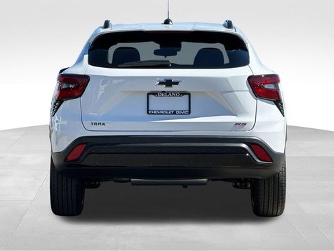 New 2026 Chevrolet Trax RS image 4