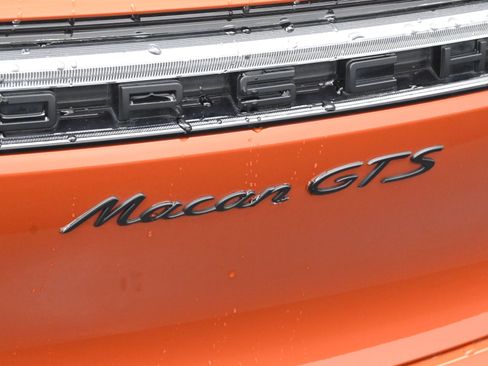 Certified 2022 Porsche Macan GTS image 9