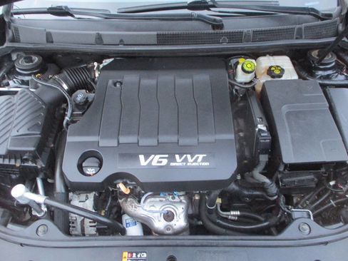 Used 2011 Buick LaCrosse CXL image 13