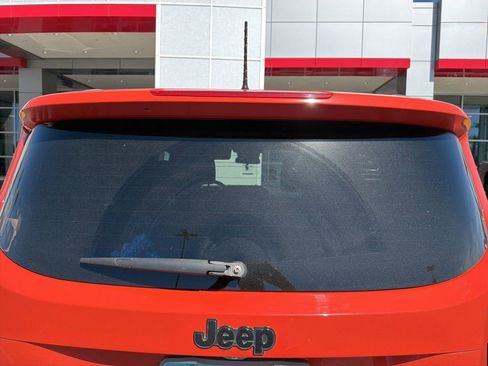 Used 2021 Jeep Renegade Sport image 8