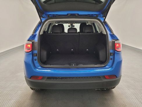 Used 2020 Jeep Compass Latitude image 29