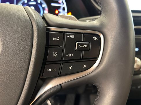 Used 2024 Lexus ES 250 w/ Premium Package AWD/4WD image 34