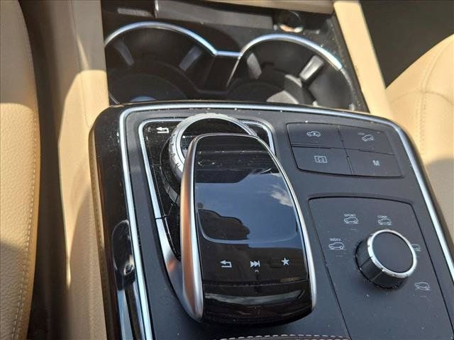Used 2017 Mercedes-Benz GLS 450 4MATIC image 13
