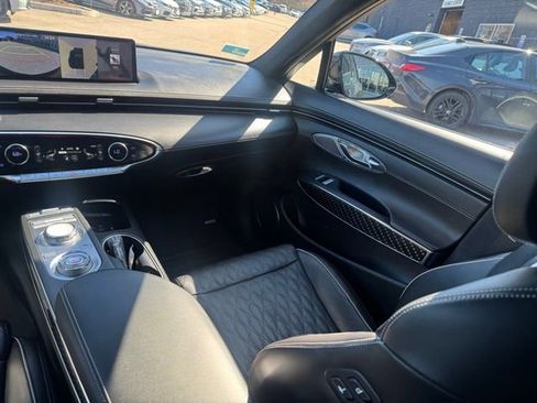 Used 2024 Genesis GV70 3.5T Sport w/ Sport Prestige Package image 41