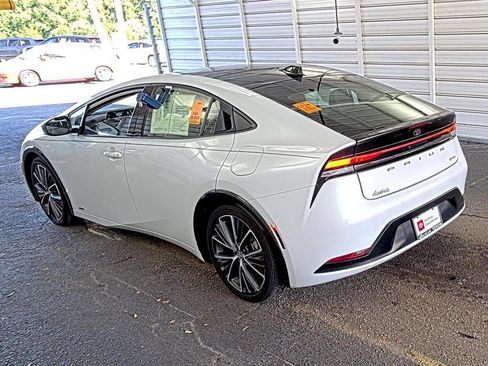 Used 2025 Toyota Prius Limited AWD/4WD image 3