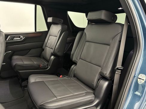 New 2026 GMC Yukon Denali w/ Sun & Power Step Package image 45